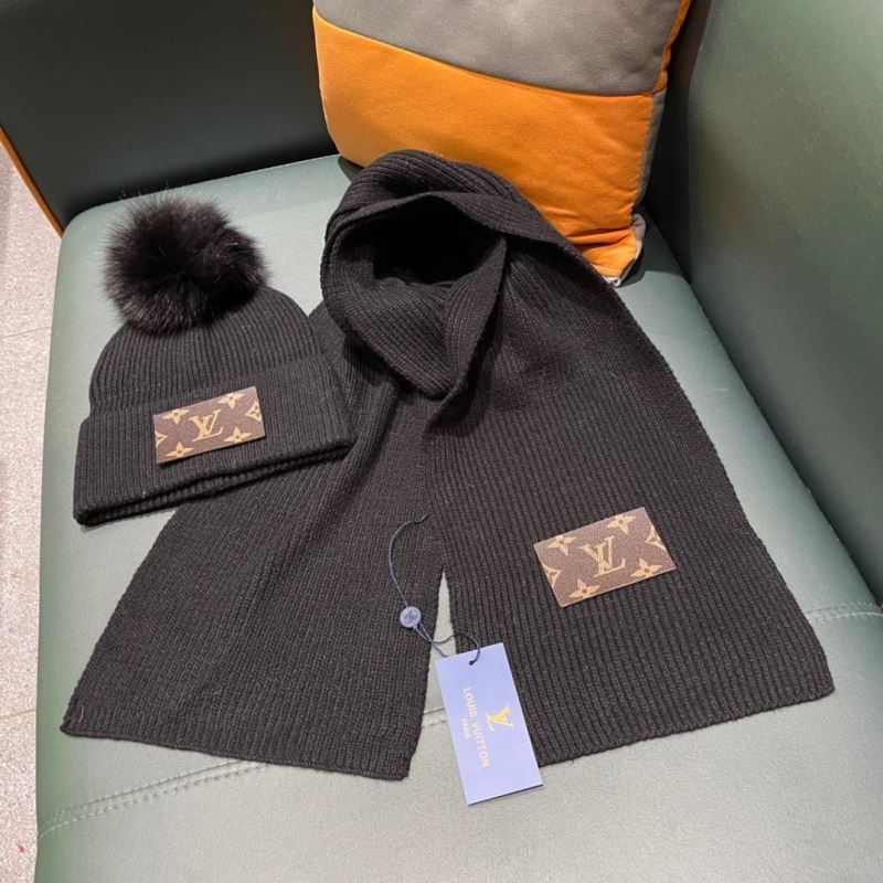 Louis Vuitton Caps Scarfs